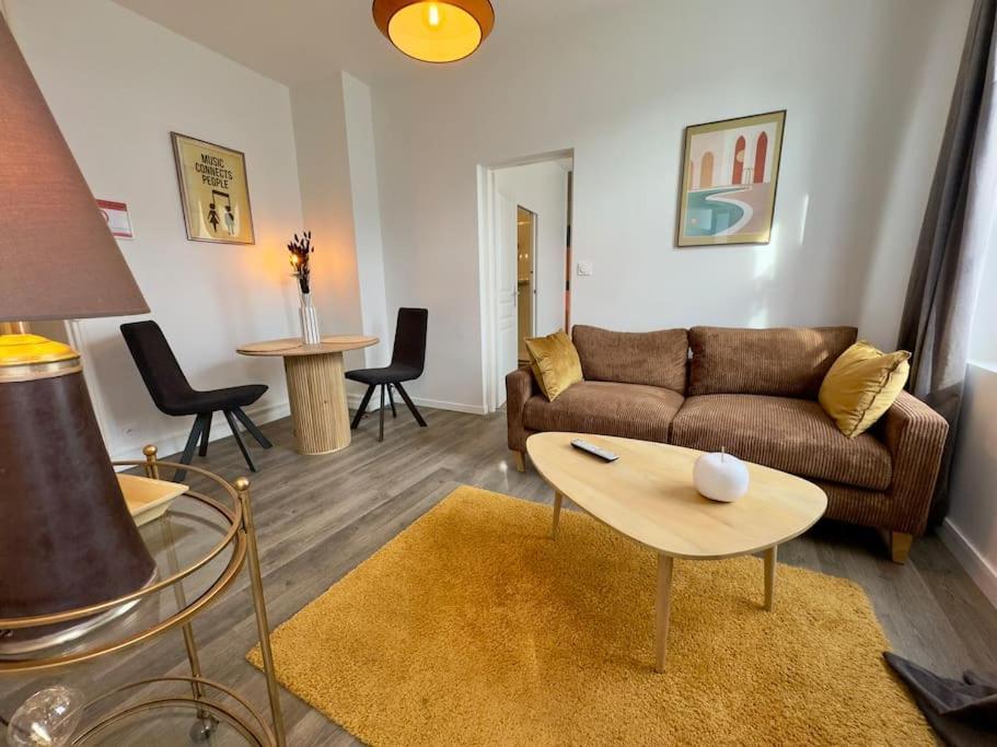 Le Seventies Apartment Saumur Ngoại thất bức ảnh